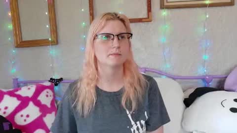 Samantha online show from April 21, 2026, 4:56 pm