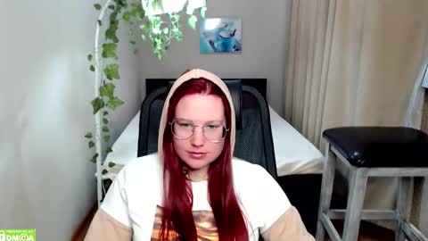 kuri_u online show from February 17, 2026, 9:39 am