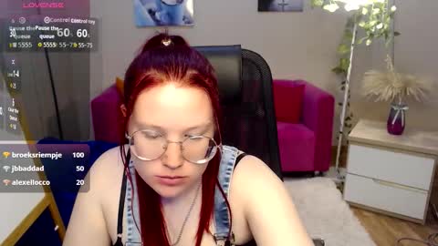 Snapshot of kuri_u chatting on March 28, 2026, 7:46 pm kuri_u online show from March 28, 2026, 7:46 pm