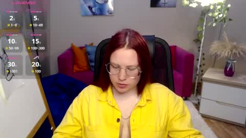 Snapshot of kuri_u chatting on April 7, 2026, 11:43 am kuri_u online show from April 7, 2026, 11:43 am