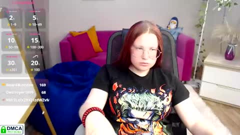 kuri_u online show from May 11, 2026, 2:45 pm