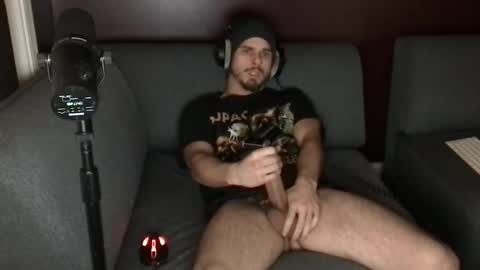 kxng222 online show from January 14, 2026, 5:35 am