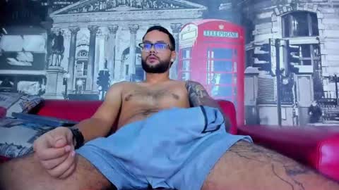 ---kylee--- online show from May 13, 2026, 5:05 am
