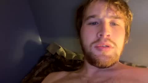 Snapshot of kylelovepussy69 chatting on February 3, 2025, 9:19 am kylelovepussy69 online show from February 3, 2025, 9:19 am