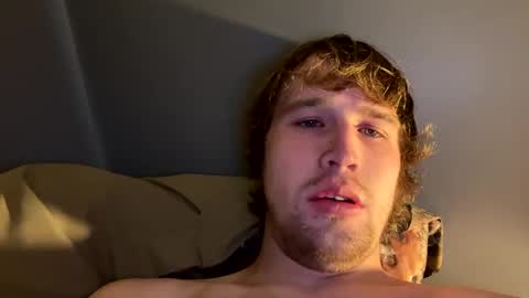 Snapshot of kylelovepussy69 chatting on February 25, 2025, 9:13 pm kylelovepussy69 online show from February 25, 2025, 9:13 pm