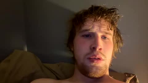 Snapshot of kylelovepussy69 chatting on March 5, 2025, 7:17 pm kylelovepussy69 online show from March 5, 2025, 7:17 pm