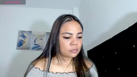 Paola online show from March 1, 2026, 10:45 pm