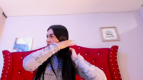 kylie_ls online show from May 12, 2026, 9:23 pm