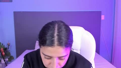 Kylie Reyes  online show from December 21, 2024, 8:00 pm