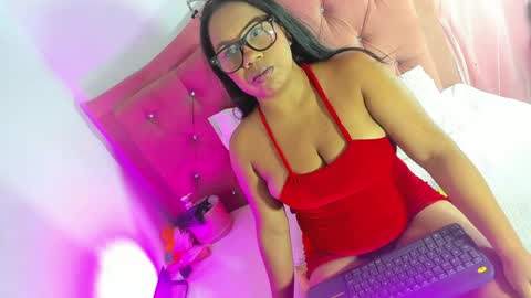 Snapshot of kylie_sttel chatting on May 18, 2026, 6:03 pm kylie Sttel online show from May 18, 2026, 6:03 pm