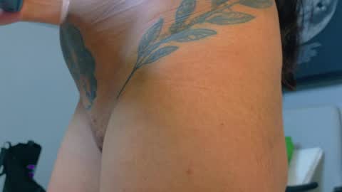 KYLIE  online show from March 31, 2026, 12:38 pm