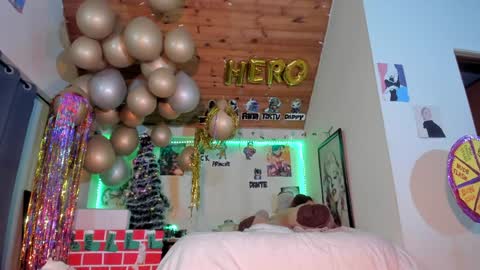 Snapshot of kyliekandy chatting on December 9, 2024, 1:07 am   online show from December 9, 2024, 1:07 am