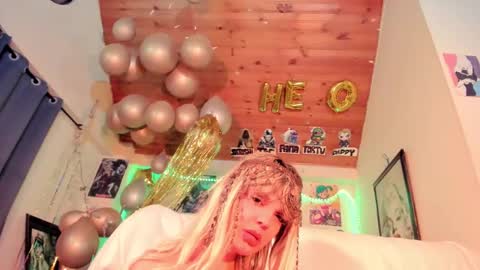 Snapshot of kyliekandy chatting on February 22, 2025, 3:45 am   online show from February 22, 2025, 3:45 am