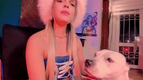 Snapshot of kyliekandy chatting on September 21, 2025, 12:12 am   online show from September 21, 2025, 12:12 am