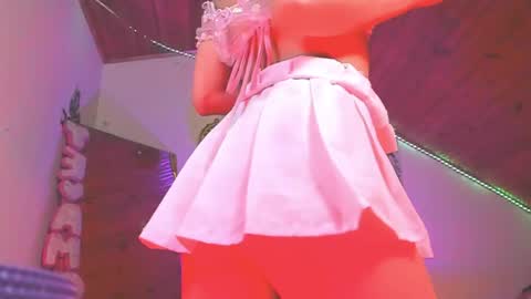   online show from April 21, 2026, 9:50 pm