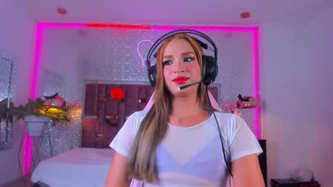 Kylie online show from October 23, 2025, 5:18 am