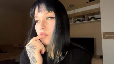 Eva online show from October 29, 2025, 10:28 am