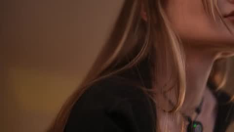 Kyssa online show from July 13, 2026, 6:33 pm