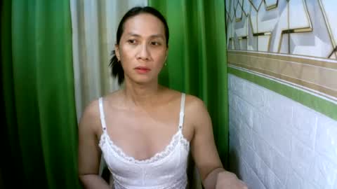 kyutshyne online show from June 19, 2026, 11:41 pm