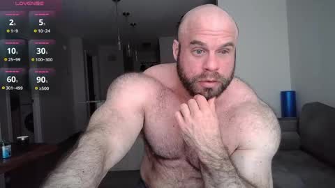 l0v35_2_5p00g3 online show from April 9, 2026, 6:46 pm