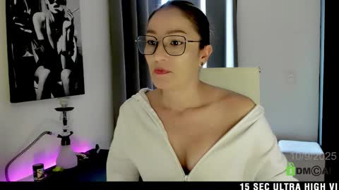 Snapshot of l1ssa_be11a_777 chatting on October 9, 2025, 7:34 pm LISA online show from October 9, 2025, 7:34 pm