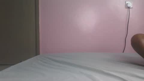 crazy creamer  online show from March 26, 2026, 10:32 am