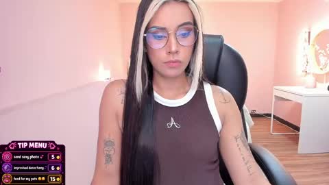T A T I A N A online show from May 22, 2026, 11:38 am