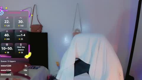 AriSaray online show from October 8, 2025, 5:10 pm