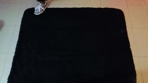 Cris  online show from September 13, 2025, 11:32 am