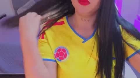 Snapshot of laara_croft chatting on July 7, 2026, 6:45 pm L A R A online show from July 7, 2026, 6:45 pm