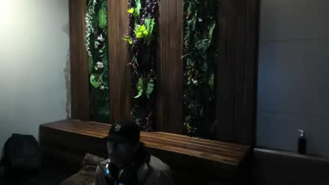 labrinthteasing online show from January 17, 2026, 11:59 am