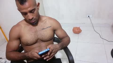 Snapshot of lacasadelosmunecosbq chatting on April 11, 2026, 4:50 am Bruno Smith online show from April 11, 2026, 4:50 am
