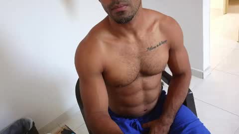 Snapshot of lacasadelosmunecosbq chatting on May 26, 2026, 2:35 pm Bruno Smith online show from May 26, 2026, 2:35 pm