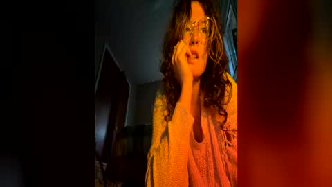 lacedinsin online show from June 14, 2026, 2:46 am