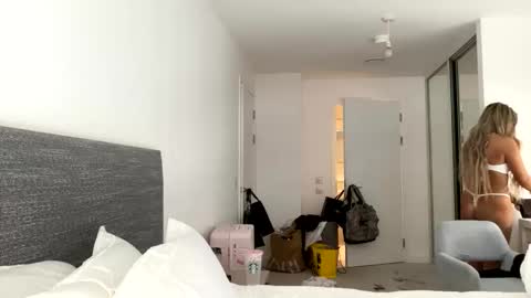 Lacey  online show from April 28, 2026, 12:32 pm