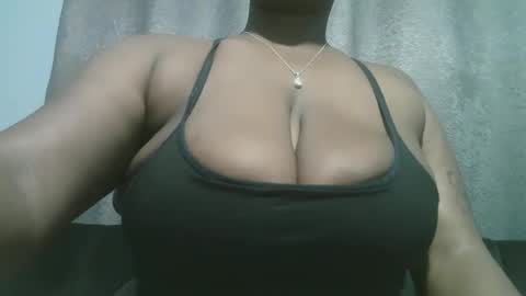 Snapshot of lady_dearra chatting on September 12, 2025, 2:00 am lady_dearra online show from September 12, 2025, 2:00 am