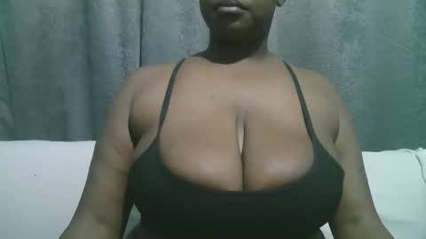 Snapshot of lady_dearra chatting on September 30, 2025, 2:05 am lady_dearra online show from September 30, 2025, 2:05 am