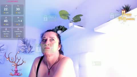 Snapshot of lady_hellen chatting on October 18, 2025, 7:03 pm online show from October 18, 2025, 7:03 pm