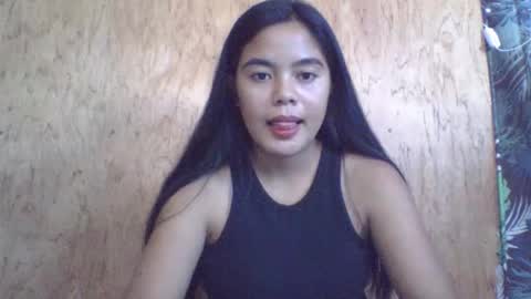 lady_krisha online show from December 2, 2025, 1:11 am