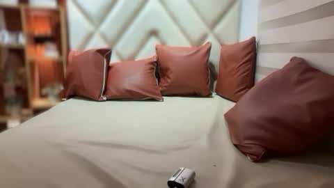 lady_mari69 online show from November 11, 2025, 5:24 pm