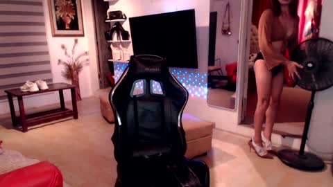 Snapshot of lady_sovereign chatting on January 23, 2025, 6:03 pm M MMY online show from January 23, 2025, 6:03 pm