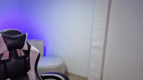 Lady Violet Bridgerton online show from October 30, 2025, 7:58 pm