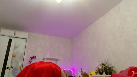 Sima Ladybigsmile online show from March 24, 2026, 4:56 pm