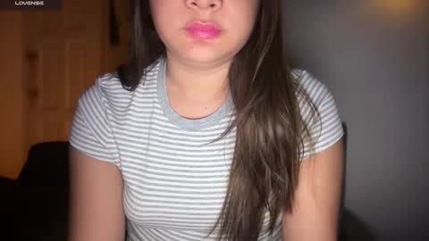 Aria online show from October 13, 2025, 12:27 pm