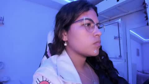 Snapshot of ladybrown_16 chatting on June 25, 2026, 5:56 am Lady online show from June 25, 2026, 5:56 am
