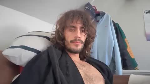 Snapshot of ladycan_tfeeling chatting on October 14, 2025, 2:40 pm ladycan_tfeeling online show from October 14, 2025, 2:40 pm