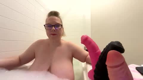 LadyCherieLynn online show from April 8, 2026, 2:06 pm