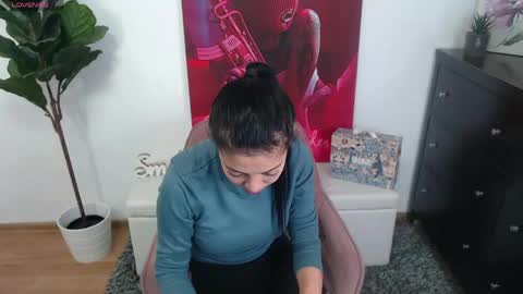 Lia online show from March 24, 2026, 5:01 am