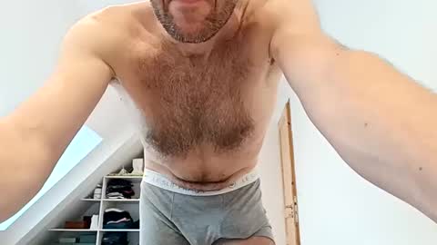 ladylover_1 online show from December 13, 2024, 9:02 am