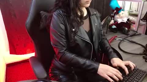 ladylunatikka online show from February 20, 2026, 7:58 pm